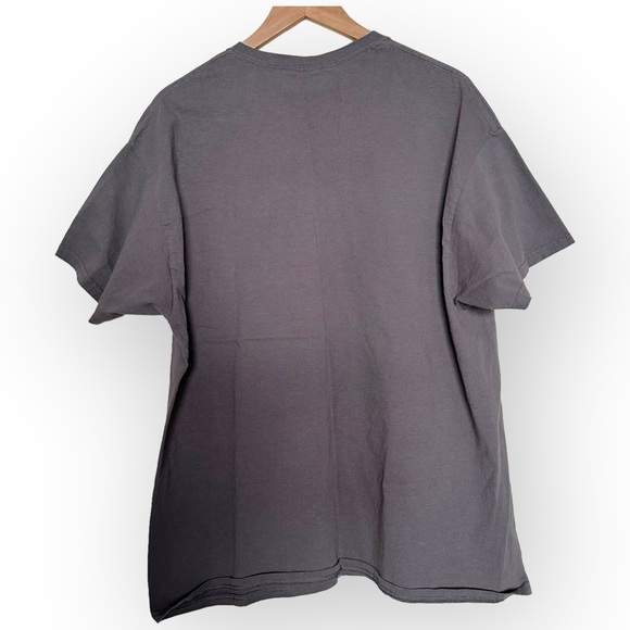 Taylor Swift Red Taylor’s Version dark gray tshirt size XL - Picture 2 of 7